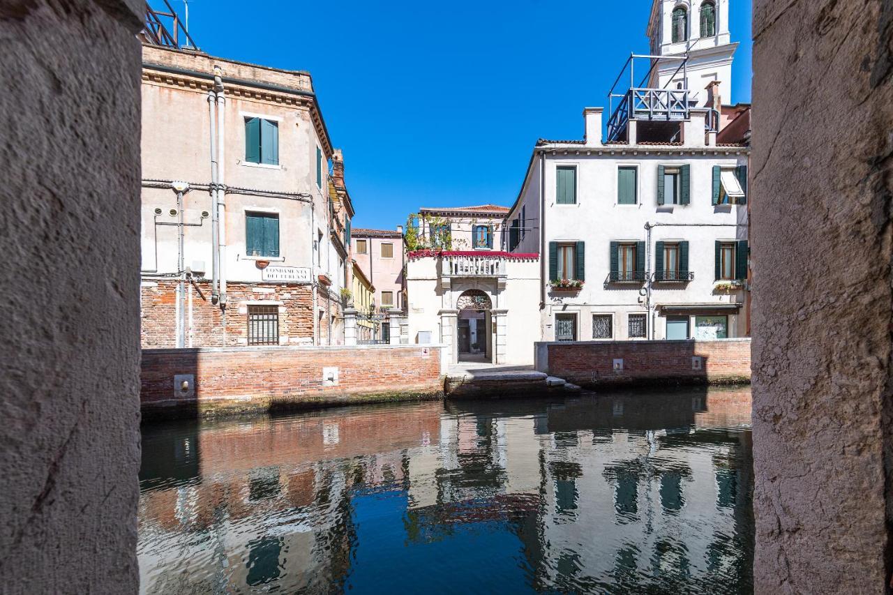 Ln Luxe Apartment Venice Canal View Eksteriør bilde