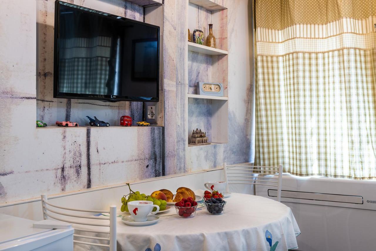 Ln Luxe Apartment Venice Canal View Eksteriør bilde