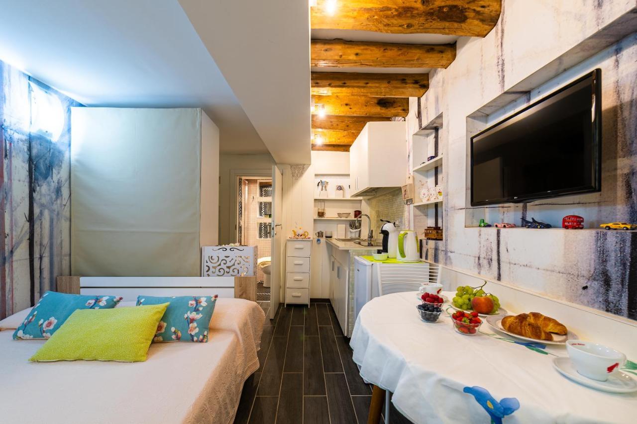Ln Luxe Apartment Venice Canal View Eksteriør bilde