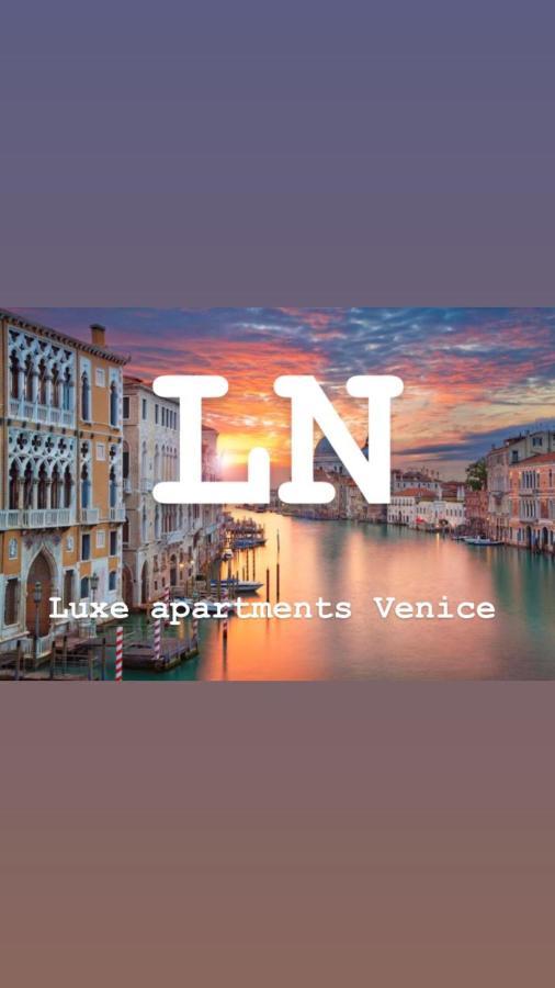Ln Luxe Apartment Venice Canal View Eksteriør bilde